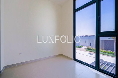 Villa in EMAAR South, Dubai South (Dubai World Central), Dubai 4 bedrooms, 210 sq.m. № 46317 - photo 16