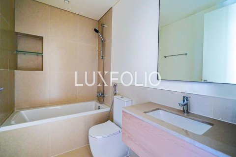 Villa in EMAAR South, Dubai South (Dubai World Central), Dubai 4 bedrooms, 210 sq.m. № 46317 - photo 15