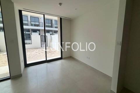 Townhouse in Town Square, Dubai 3 bedrooms, 189 sq.m. № 46328 - photo 4