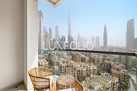 Apartamento en Bellevue Towers, Downtown Dubai (Downtown Burj Dubai), Dubai, 2 dormitorios, 119 m², № 46315 - foto 3