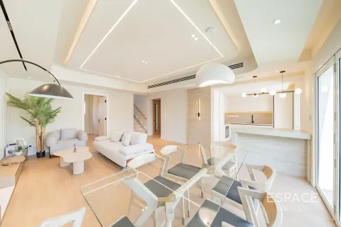 Villa en The Springs, Dubai, 3 dormitorios, 228 m², № 71171 - foto 3