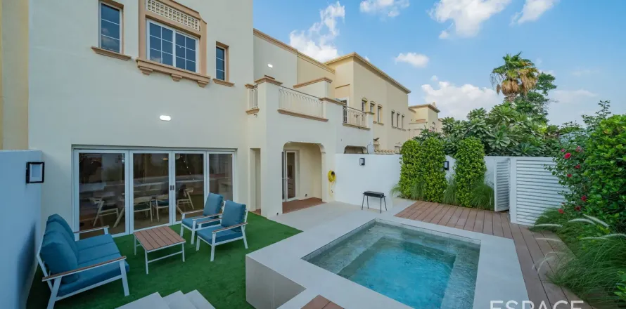 Villa en The Springs, Dubai, 3 dormitorios, 228 m², № 71171
