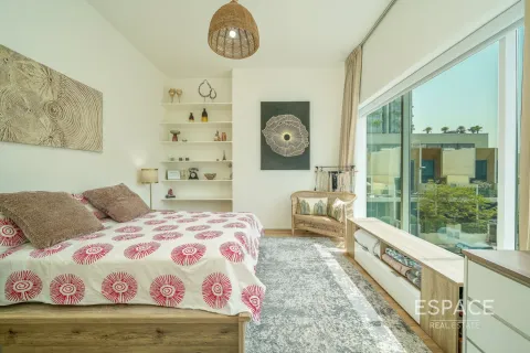 Купить таунхаус в Джумейра Вилладж Серкл, Дубай: 4 спальни, 189м², № 71172 - фото 9