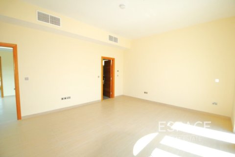 فيلا في Legacy Nova Villas, Jumeirah Park, دبي 4 غرف نوم, 455 م² رقم 71180 - صورة 5