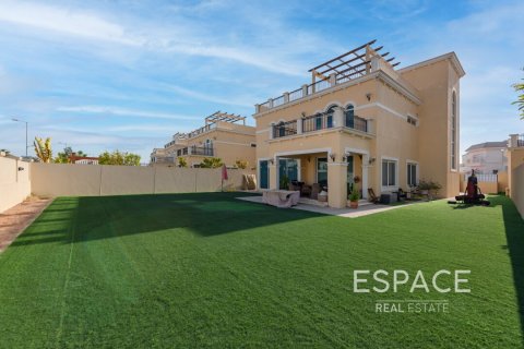 فيلا في Legacy Nova Villas, Jumeirah Park, دبي 4 غرف نوم, 455 م² رقم 71180 - صورة 1