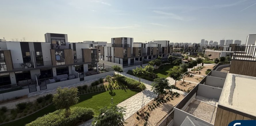 Villa in Mudon, Dubai 3 bedrooms, 251 sq.m. № 79092