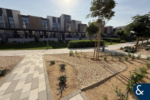 Villa in Mudon, Dubai 3 bedrooms, 251 sq.m. № 79092 - photo 18