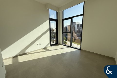 Villa in Mudon, Dubai 3 bedrooms, 251 sq.m. № 79092 - photo 15