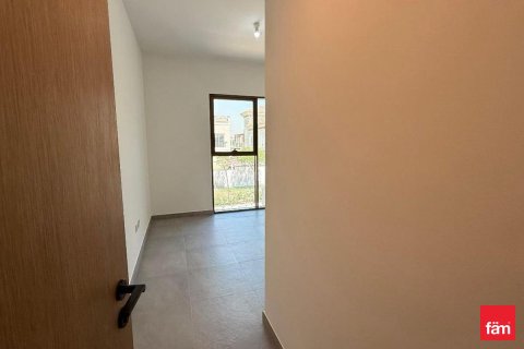 Townhouse in Dubai 4 bedrooms, 253.3 sq.m. № 83443 - photo 9