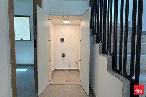 Townhouse in Dubai 4 bedrooms, 253.3 sq.m. № 83443 - photo 14
