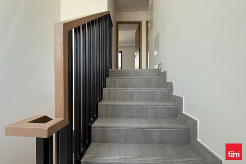 Townhouse in Dubai 4 bedrooms, 253.3 sq.m. № 83443 - photo 2