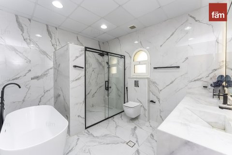 Villa en Al Barsha, Dubai, 6 dormitorios, 1393.5 m², № 83442 - foto 26