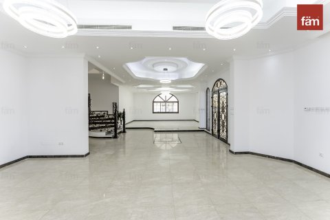 Villa en Al Barsha, Dubai, 6 dormitorios, 1393.5 m², № 83442 - foto 18
