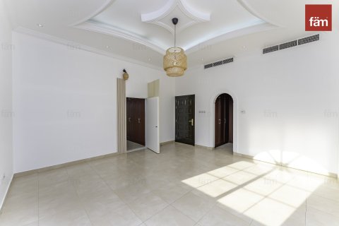 Villa en Al Barsha, Dubai, 6 dormitorios, 1393.5 m², № 83442 - foto 6