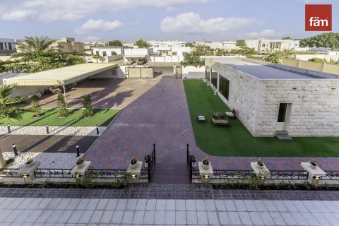 Villa en Al Barsha, Dubai, 6 dormitorios, 1393.5 m², № 83442 - foto 5