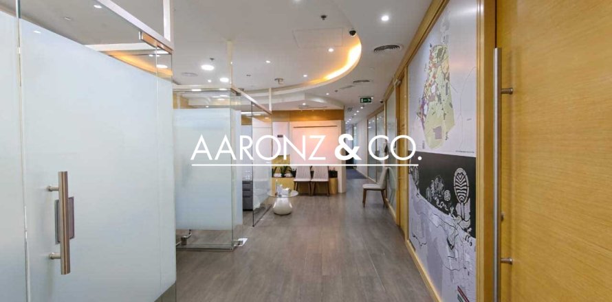 Офис в Бизнес-Бэе, Дубай, 255м², № 89177