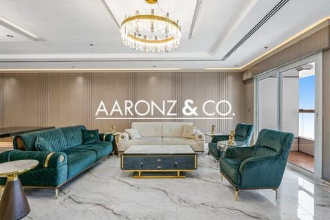 Снять в аренду квартиру в Elite Residence, Дубай Марина, Дубай: 4 спальни, 298м², № 89181 - фото 2