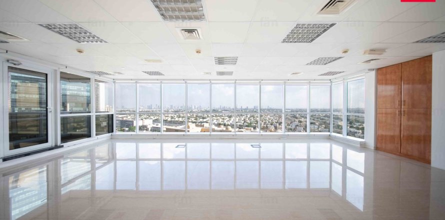 مكتب في دبي 95 م² رقم 69590