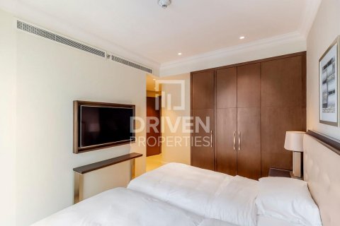 Купить квартиру в The Address Residence Fountain Views, Даунтаун Дубай (Даунтаун Бурдж Дубай), Дубай: 2 спальни, 135м², № 19380 - фото 16