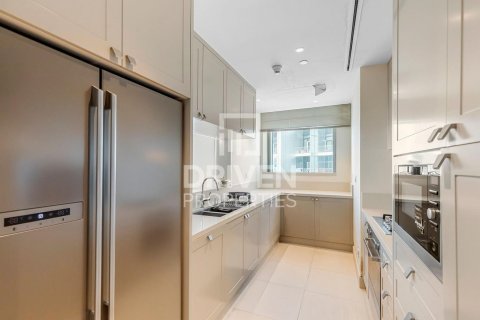Купить квартиру в The Address Residence Fountain Views, Даунтаун Дубай (Даунтаун Бурдж Дубай), Дубай: 2 спальни, 135м², № 19380 - фото 6