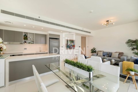 Appartement à EMAAR Beachfront, Dubai Harbour, Dubai, 3 chambres, 177 m², № 19390 - photo 1
