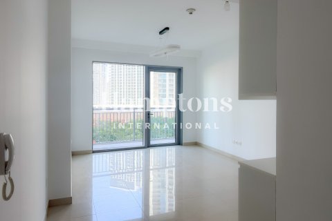 Снять в аренду квартиру в Harbour Views 2, Dubai Creek Harbour (The Lagoons), Дубай: 1 спальня, 69.02692900м², № 111206 - фото 4