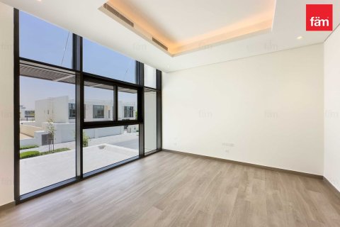 فيلا في دبي 4 غرف نوم, 570 م² رقم 22677 - صورة 16