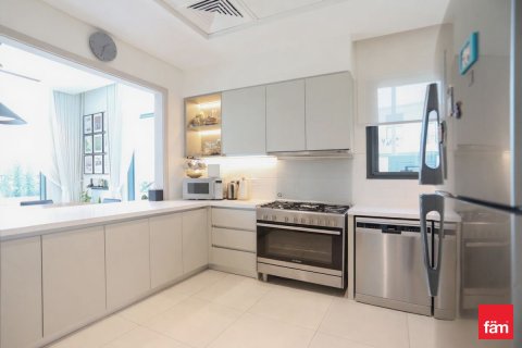 Maison de ville à Al Furjan, Dubai, 4 chambres, 384.3 m², № 72165 - photo 2