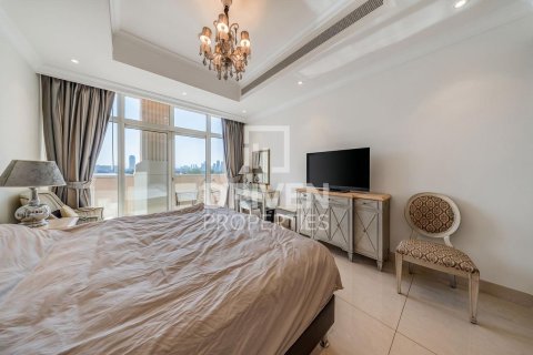 Apartment in The Crescent, Palm Jumeirah, Dubai 3 bedrooms, 238.39 sq.m. № 125137 - photo 9