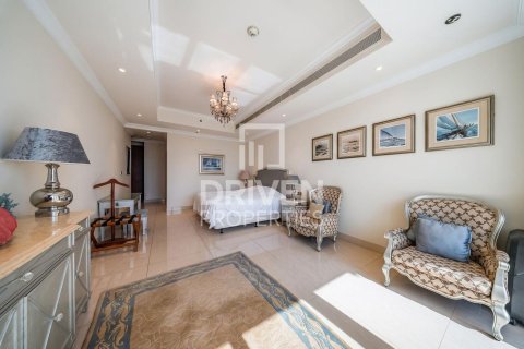 Apartment in The Crescent, Palm Jumeirah, Dubai 3 bedrooms, 238.39 sq.m. № 125137 - photo 11