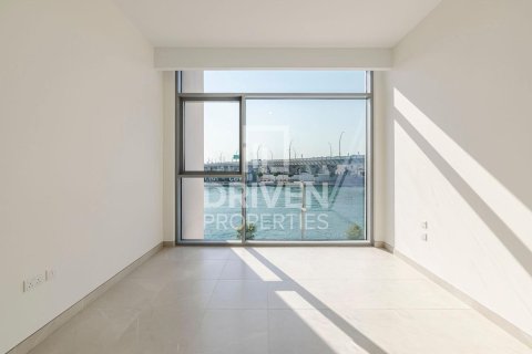 Apartamento en Al Wasl, Dubai, 2 dormitorios, 130.44 m², № 125141 - foto 3