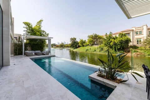 Villa in Jumeirah Park, Dubai 5 bedrooms, 540.79 sq.m. № 125139 - photo 30