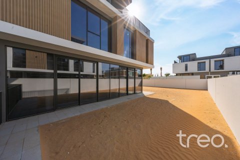 Villa in Arabian Ranches 3, Dubai 5 bedrooms, 317.73 sq.m. № 124700 - photo 4