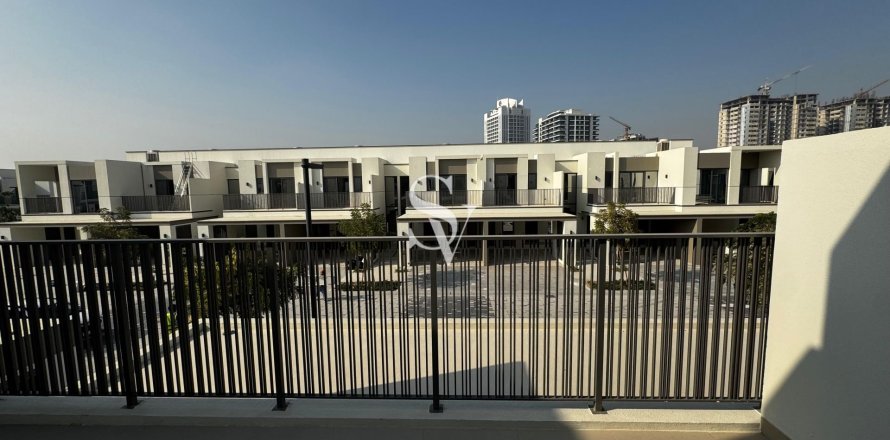 Maison de ville à Tilal Al Ghaf, Dubai, 3 chambres, 141 m², № 109079