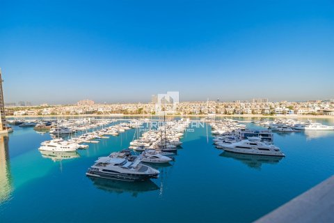 Apartamento en Tiara Residences, Palm Jumeirah, Dubai, 3 dormitorios, 211 m², № 74030 - foto 29