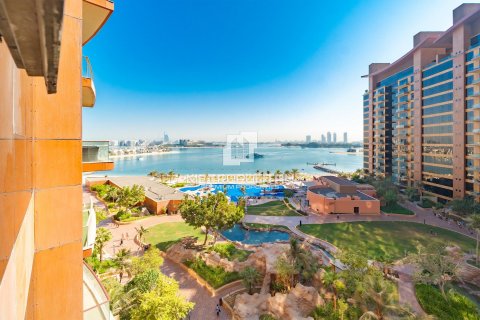 Apartamento en Tiara Residences, Palm Jumeirah, Dubai, 3 dormitorios, 211 m², № 74030 - foto 5
