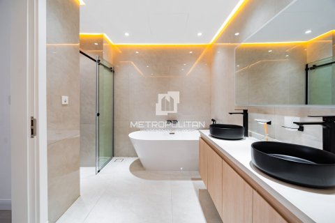 Apartamento en Tiara Residences, Palm Jumeirah, Dubai, 3 dormitorios, 211 m², № 74030 - foto 14