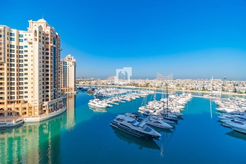 Apartamento en Tiara Residences, Palm Jumeirah, Dubai, 3 dormitorios, 211 m², № 74030 - foto 30