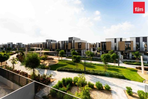 Townhouse in Dubai 3 bedrooms, 168 sq.m. № 67377 - photo 5