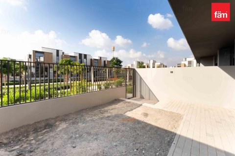 Townhouse in Dubai 3 bedrooms, 168 sq.m. № 67377 - photo 4