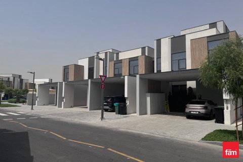 فيلا في دبي 3 غرف نوم, 175.1 م² رقم 67375 - صورة 1