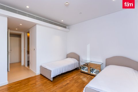 Apartment in Dubai 3 bedrooms, 195.1 sq.m. № 67383 - photo 13