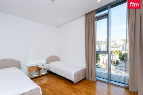 Apartment in Dubai 3 bedrooms, 195.1 sq.m. № 67383 - photo 10