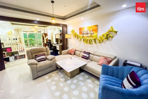 Apartment in Business Bay, Dubai 2 bedrooms, 178.8 sq.m. № 118508