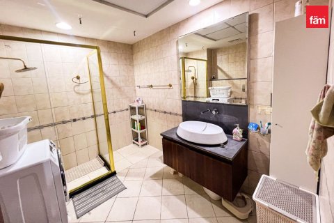 Apartment in Business Bay, Dubai 2 bedrooms, 178.8 sq.m. № 118508 - photo 21