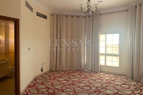 Villa en Dubai, 6 dormitorios, 1138.1 m², № 37314 - foto 14
