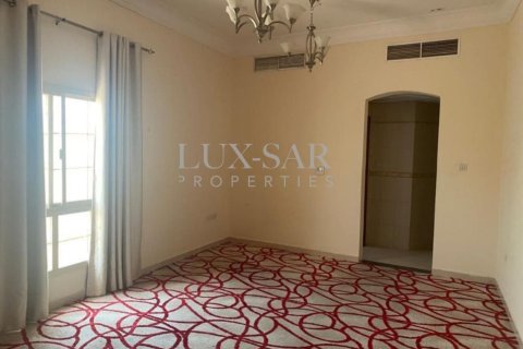 Villa en Dubai, 6 dormitorios, 1138.1 m², № 37314 - foto 17
