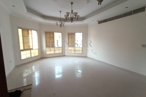 Villa en Dubai, 6 dormitorios, 1138.1 m², № 37314 - foto 6