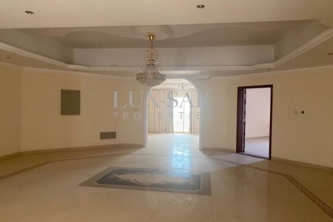 Villa en Dubai, 6 dormitorios, 1138.1 m², № 37314 - foto 10