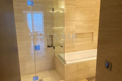 Apartment in Downtown Dubai (Downtown Burj Dubai), Dubai 1 bedroom, 101.8 sq.m. № 37317 - photo 11
